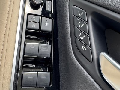 2025 Toyota LAND CRUISER 300 — миниатюра 58