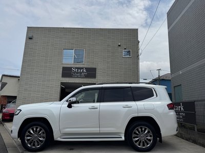 2025 Toyota LAND CRUISER 300 — фото 8