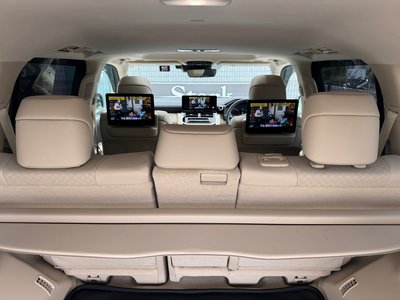 2025 Toyota LAND CRUISER 300 — миниатюра 54