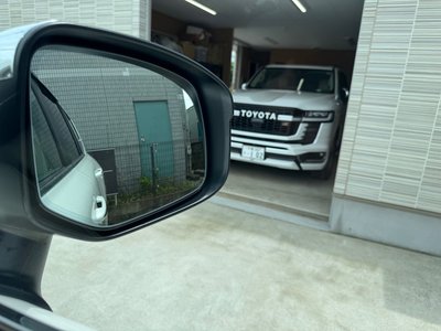 2025 Toyota LAND CRUISER 300 — миниатюра 31