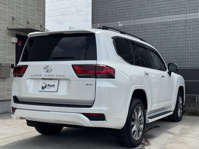 2025 Toyota LAND CRUISER 300 — миниатюра 12