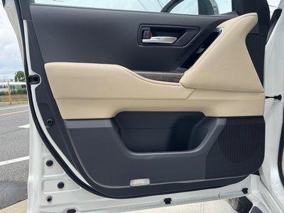 2025 Toyota LAND CRUISER 300 — миниатюра 61