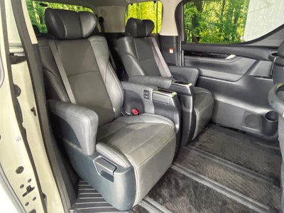 TOYOTA ALPHARD - 9