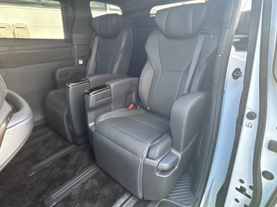 صورة مصغرة 61 لـ 2025 Toyota ALPHARD