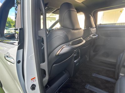 صورة مصغرة 60 لـ 2025 Toyota ALPHARD