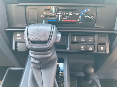 صورة مصغرة 17 لـ 2026 Toyota LAND CRUISER 70