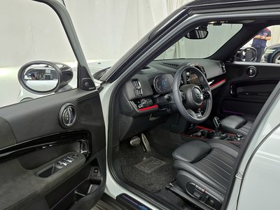 MINI COUNTRYMAN - 10