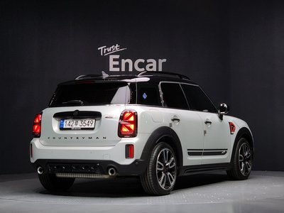 MINI COUNTRYMAN - 3