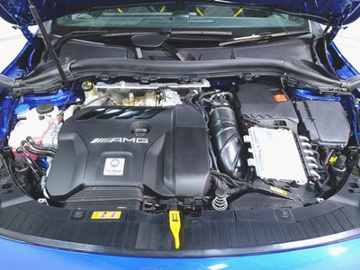 2025 Mercedes-BENZ GLA AMG 缩略图 38