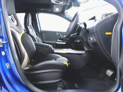 2025 Mercedes-BENZ GLA AMG 缩略图 24