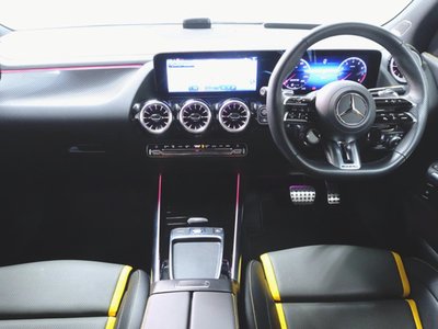 2025 Mercedes-BENZ GLA AMG 缩略图 12