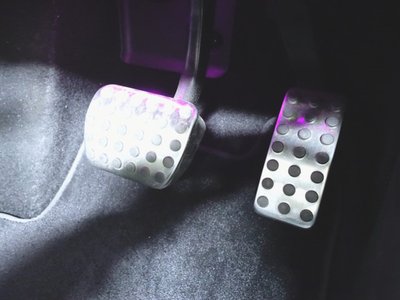 MERCEDES-BENZ GLB - 9