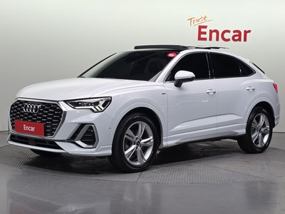 AUDI Q3 - 1