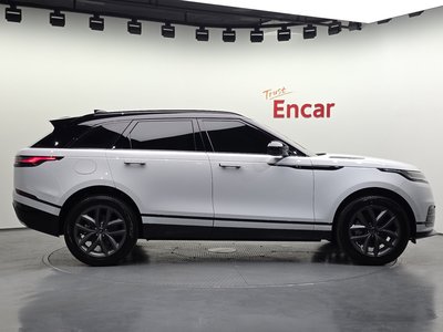 2025 LAND Rover RANGE ROVER VELAR photo 6