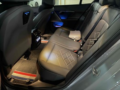 2025 BMW 5 SERIES 缩略图 12
