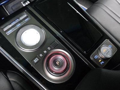 صورة 9 لـ 2020 Genesis GV80