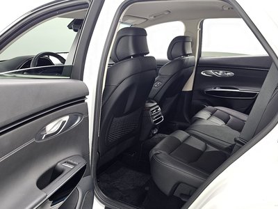 2024 Genesis GV70 — миниатюра 18