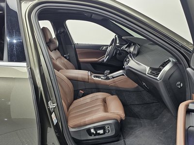 2021 BMW X6 — миниатюра 17