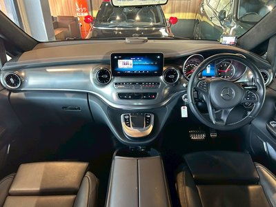 MERCEDES-BENZ V-CLASS - 4