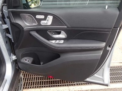 2023 Mercedes-BENZ GLS photo 2