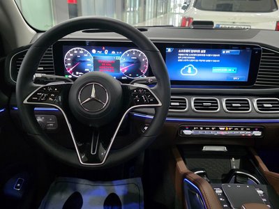 MERCEDES-BENZ GLE - 4