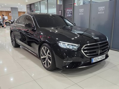 2025 Mercedes-BENZ E-CLASS photo 1