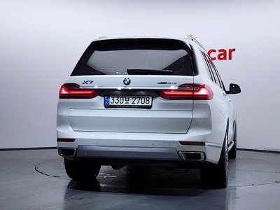 2022 BMW X7 photo 4