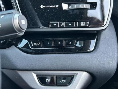 صورة مصغرة 31 لـ 2025 Lexus RX