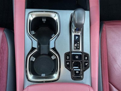 صورة مصغرة 28 لـ 2025 Lexus RX