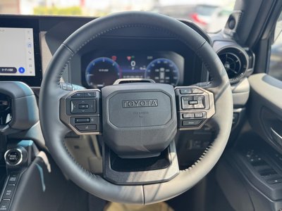2024 Toyota LAND CRUISER 250 — миниатюра 38