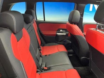 MERCEDES-BENZ GLB - 8