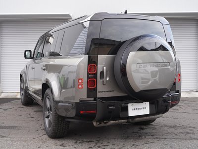 LAND ROVER DEFENDER - 2