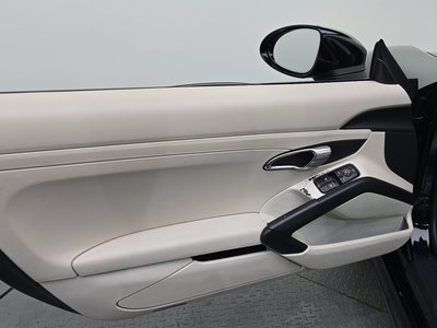 2020 Porsche 718 缩略图 15