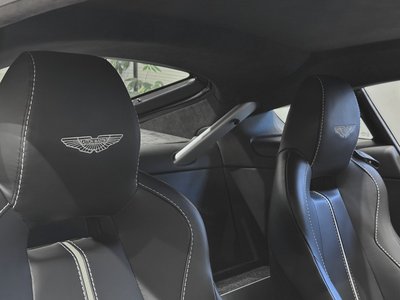 صورة مصغرة 27 لـ 2014 Aston Martin V12 VANTAGE
