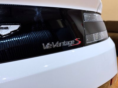صورة مصغرة 14 لـ 2014 Aston Martin V12 VANTAGE