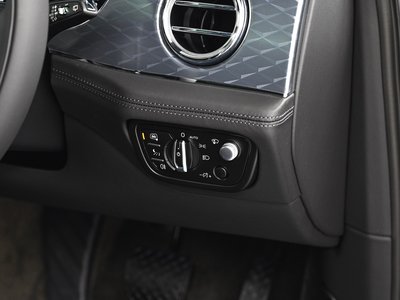 2023 Bentley BENTAYGA — миниатюра 23