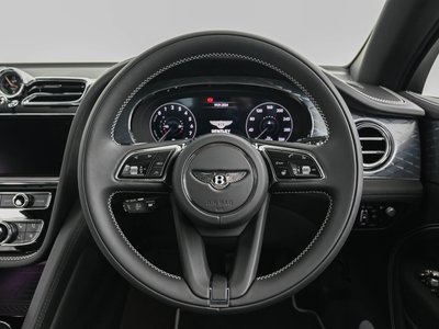 2023 Bentley BENTAYGA — миниатюра 21