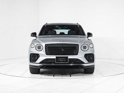 2023 Bentley BENTAYGA photo 2