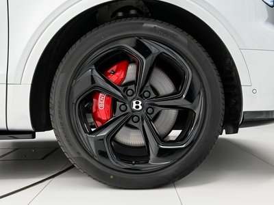 2023 Bentley BENTAYGA photo 7