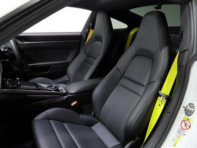 2025 Porsche 911 — миниатюра 38