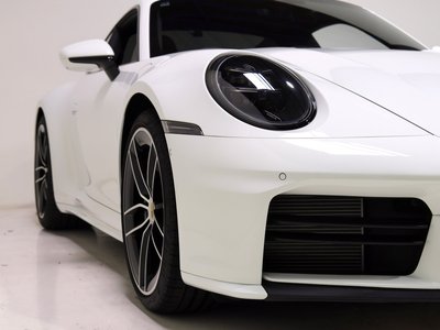 2025 Porsche 911 — миниатюра 18
