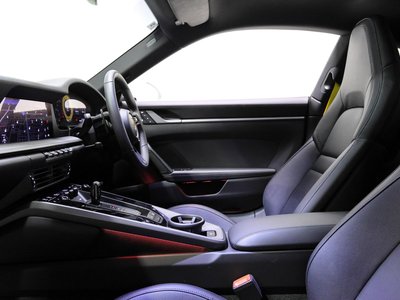 2025 Porsche 911 — миниатюра 37