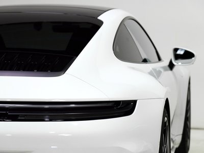 2025 Porsche 911 — миниатюра 34
