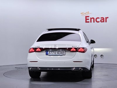 MERCEDES-BENZ E-CLASS - 4