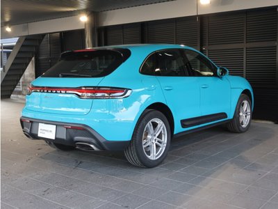 PORSCHE MACAN - 5