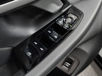 2025 BMW 5 SERIES — миниатюра 35
