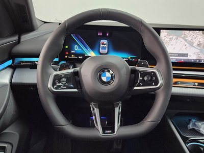 2025 BMW 5 SERIES — миниатюра 18