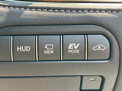2021 Lexus LS — миниатюра 28