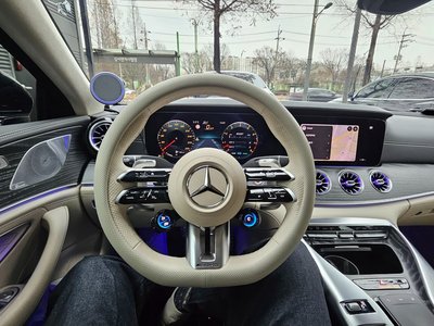 MERCEDES-BENZ GT AMG - 9