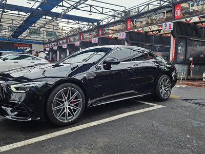 MERCEDES-BENZ GT AMG - 2